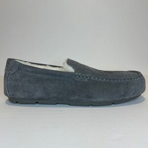 Koolaburra by UGG Tipton Shoe Men 13 Grey Suede Slipper Sheepskin Lined Moccasin
